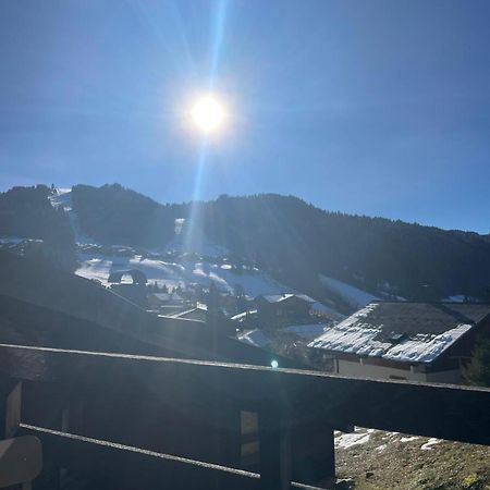 Studio Cabine Cosy A 5Min A Pieds Des Pistes Et Du Centre Ville لي جيه المظهر الخارجي الصورة