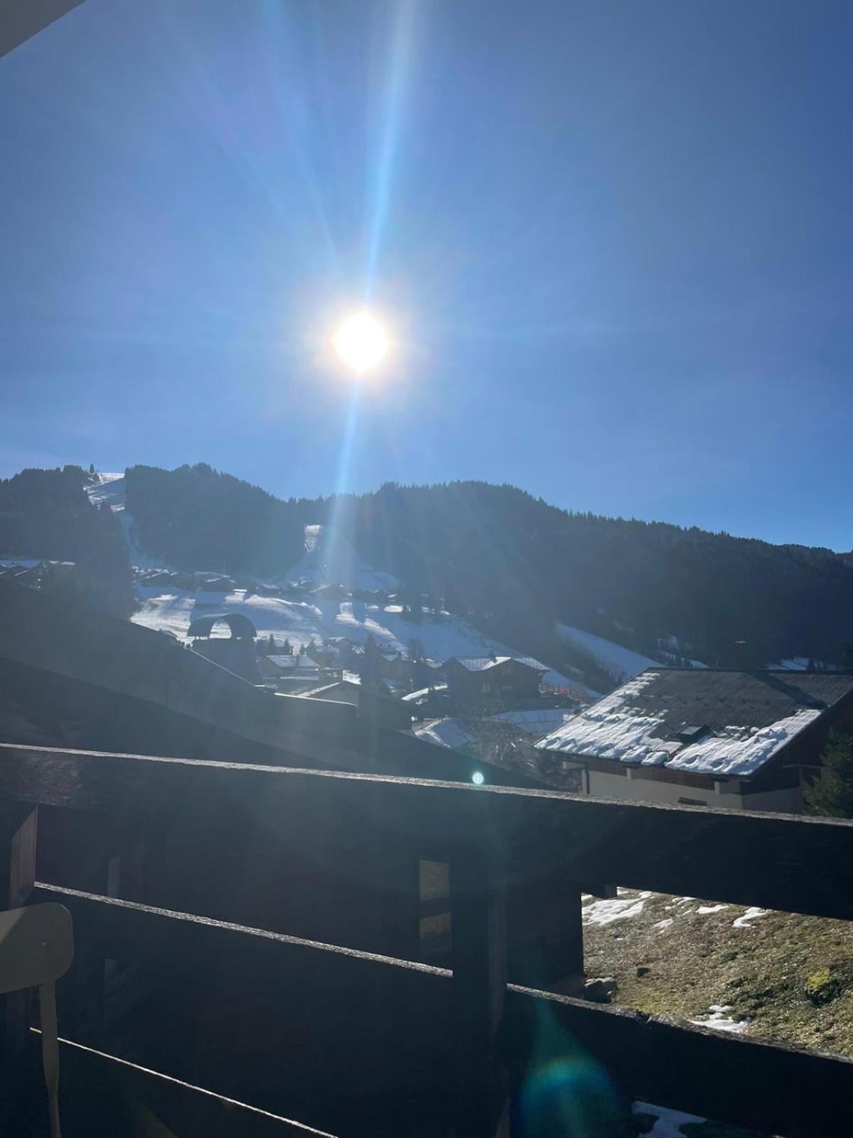 Studio Cabine Cosy A 5Min A Pieds Des Pistes Et Du Centre Ville لي جيه المظهر الخارجي الصورة